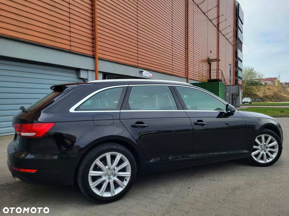 Audi A4 Avant 40 TFSI S tronic sport - 5