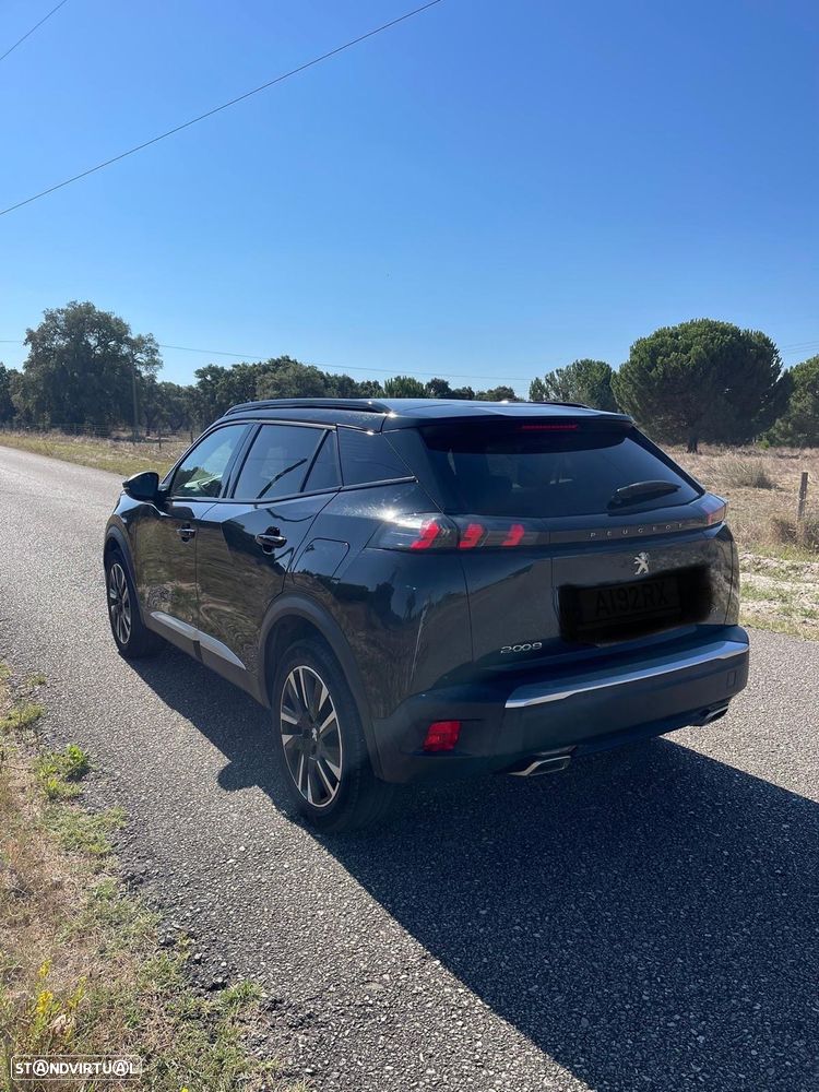 Peugeot 2008 1.2 PureTech GT Line EAT8 - 4
