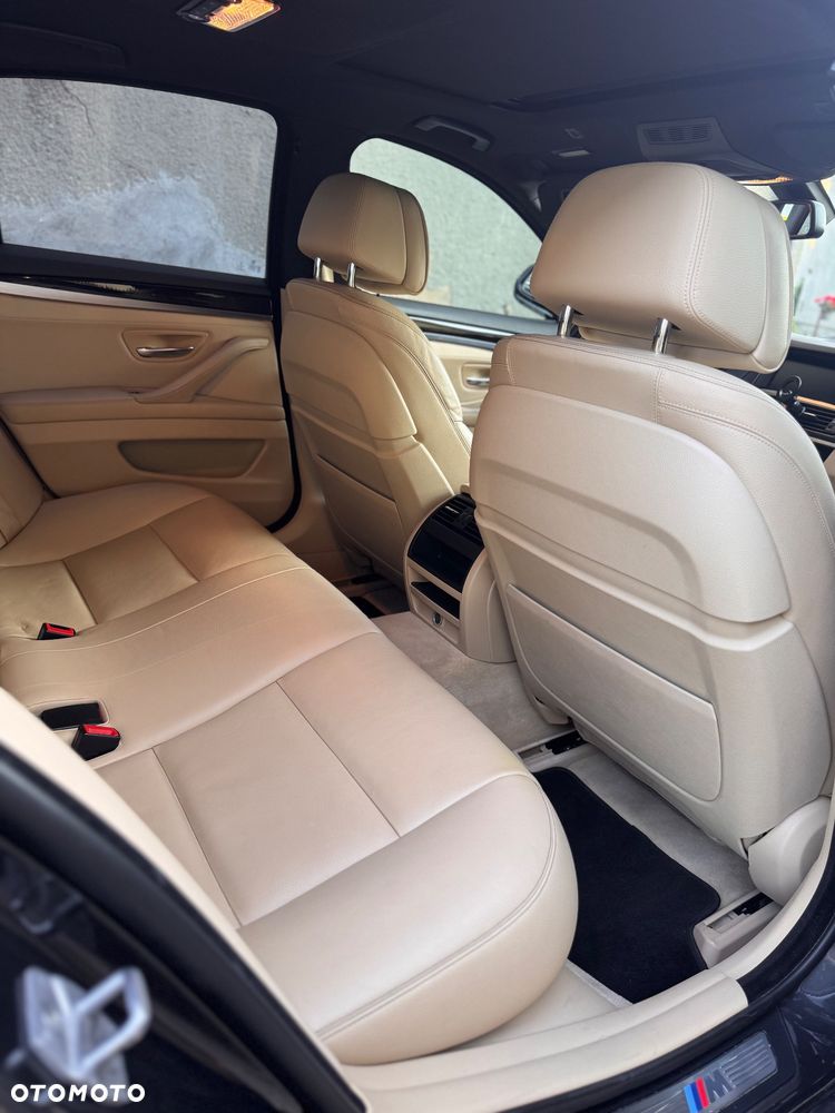 BMW Seria 5 535i - 21