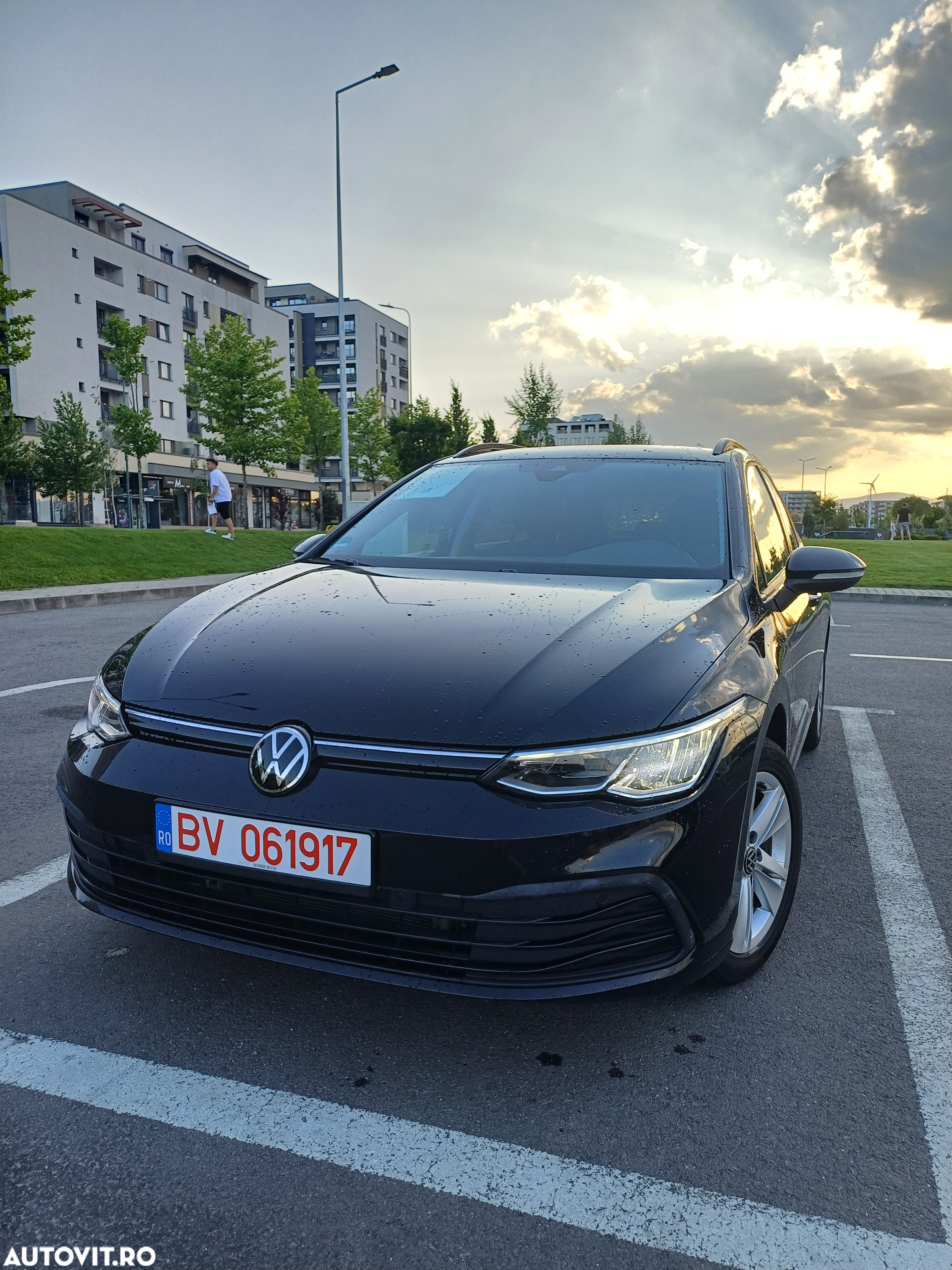 Volkswagen Golf Variant 2.0 TDI 116CP Life - 7