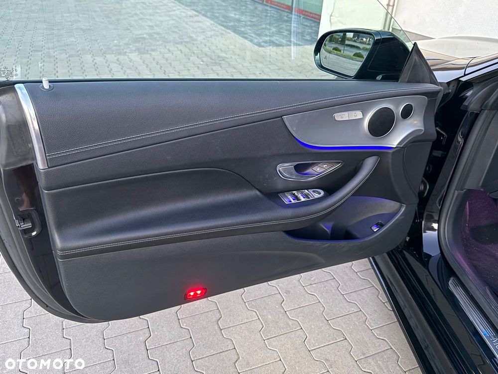 Mercedes-Benz Klasa E 200 9G-TRONIC - 22