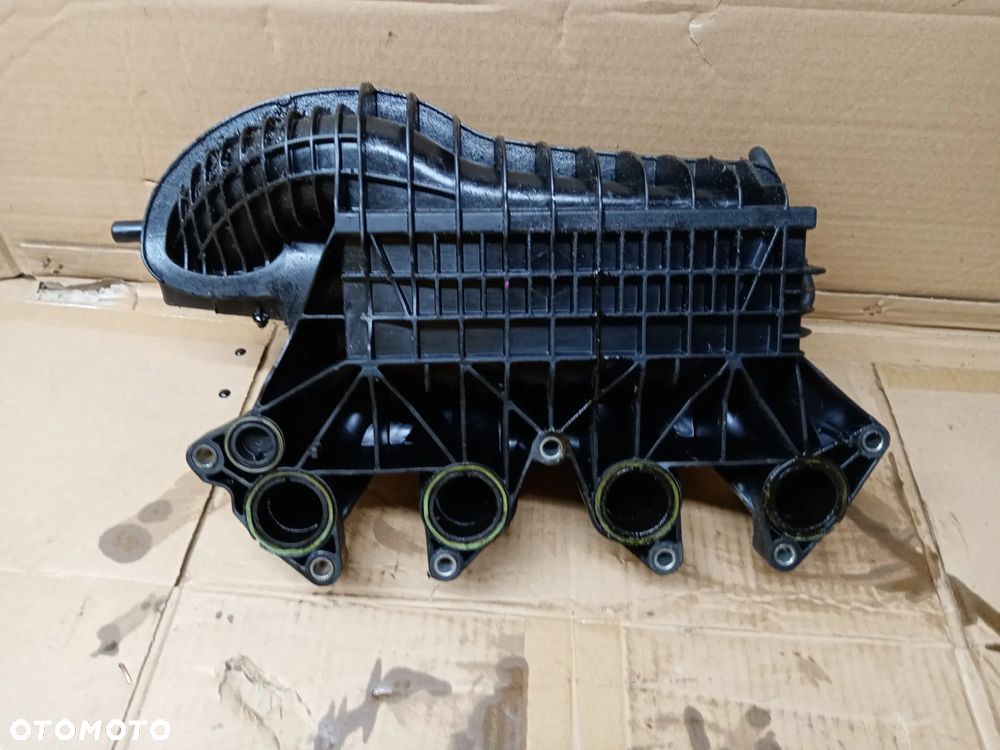 Kolektor ssący VW Golf VI 1.2 TSI 03F145749B 03G906051D - 4
