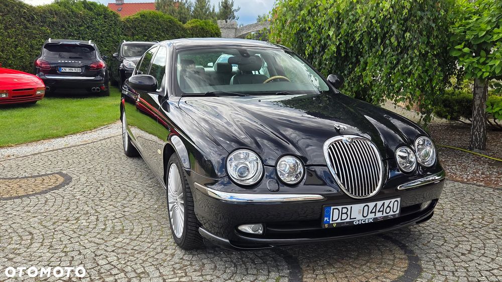 Jaguar S-Type - 10