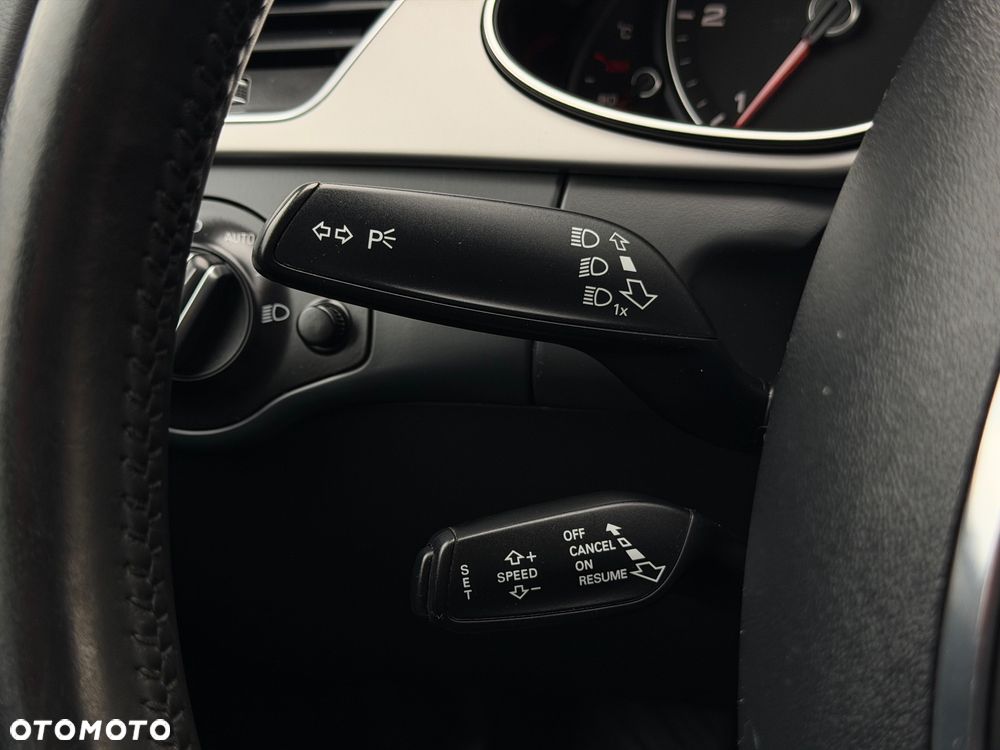 Audi A4 Avant 2.0 TDI Quattro - 22