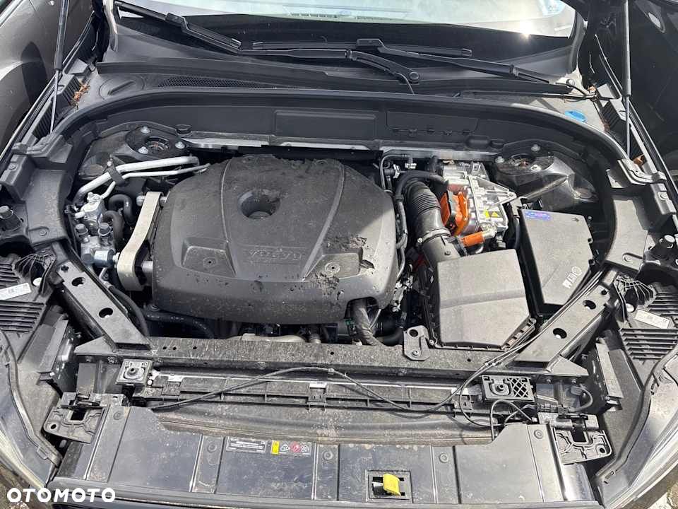 Volvo XC 60 T6 AWD Recharge Geartronic RDesign - 9