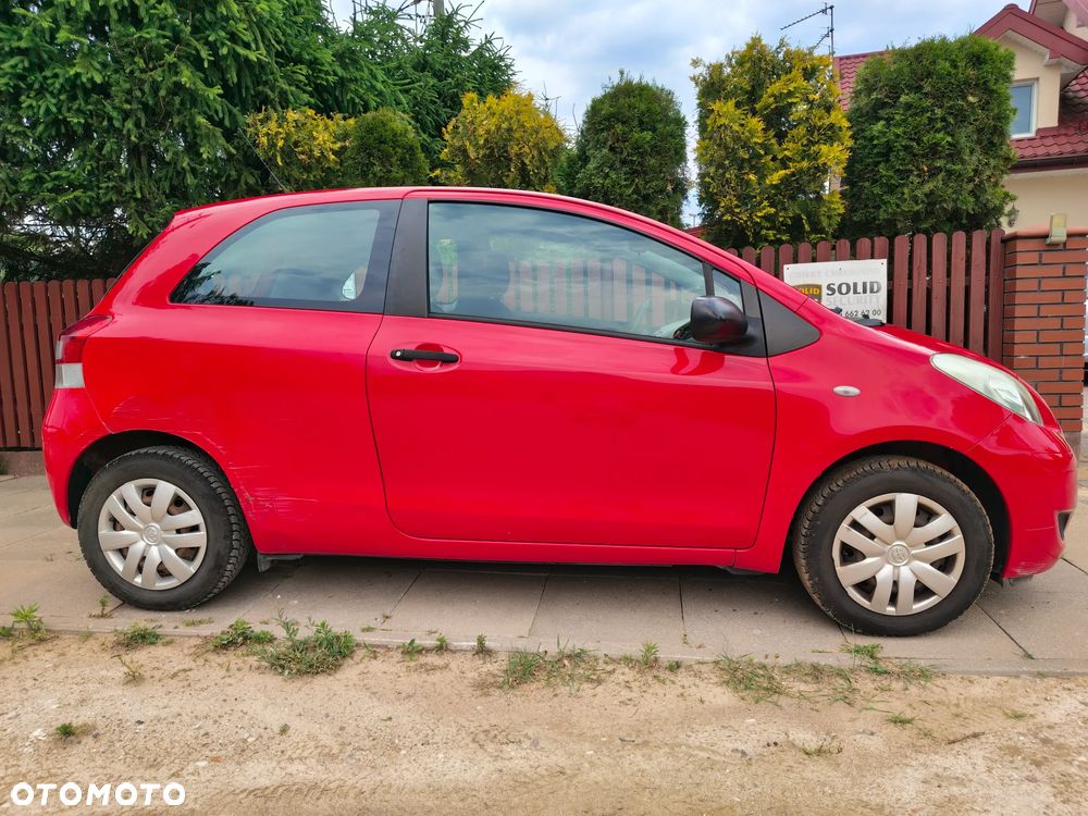 Toyota Yaris - 8
