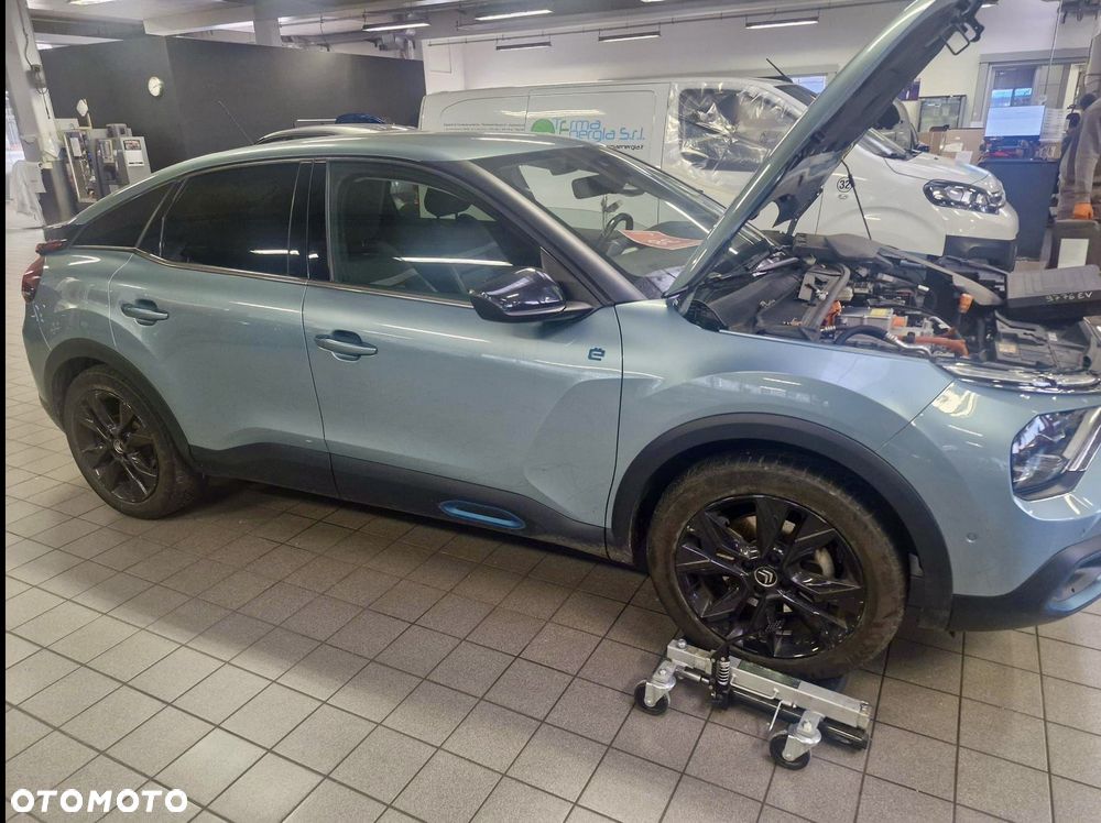 Citroën C4 EV136 50kWh Max - 3