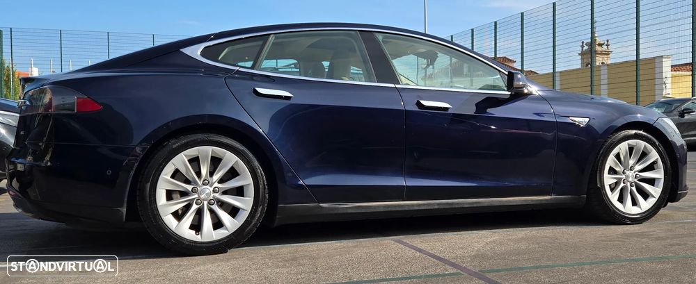 Tesla Model S 85 - 1