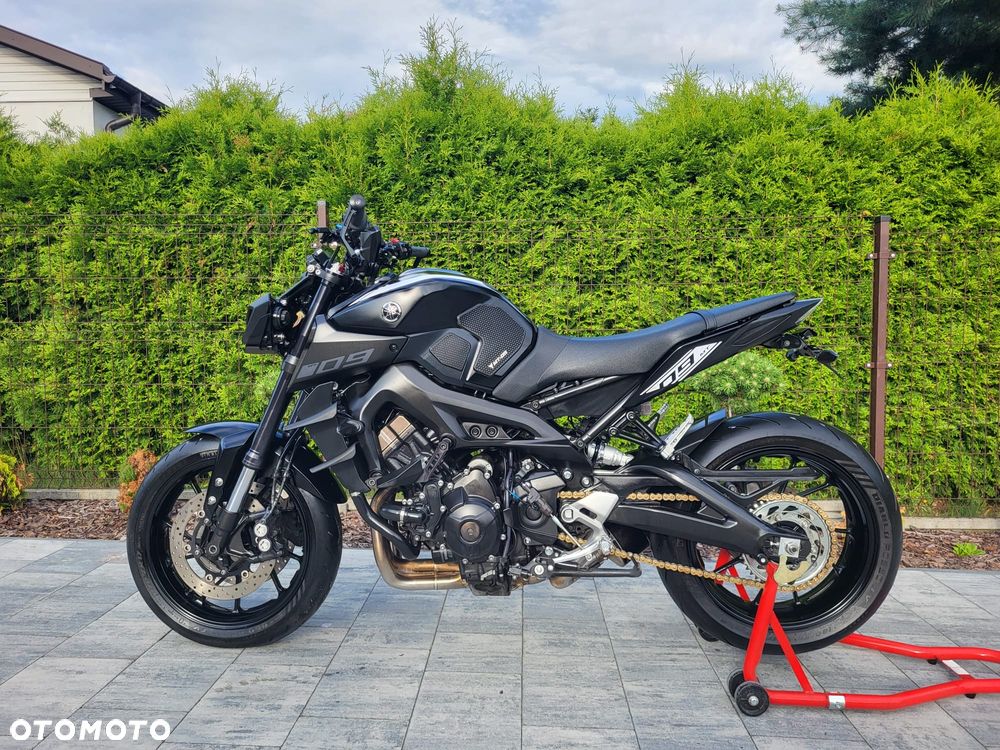 Yamaha MT - 4