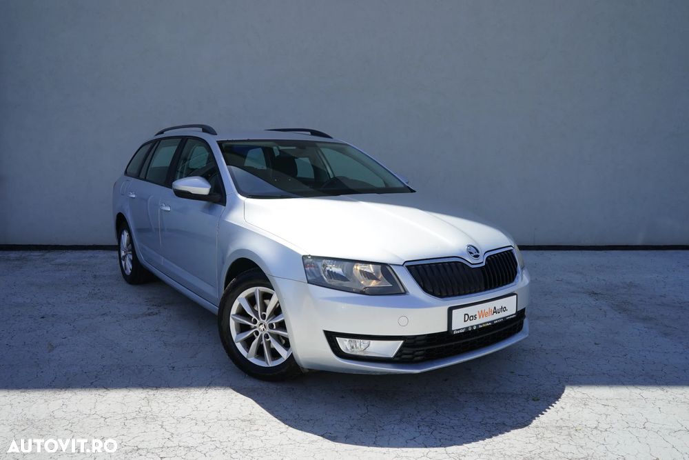 Skoda Octavia 2.0 TDI AMBITION DSG - 8