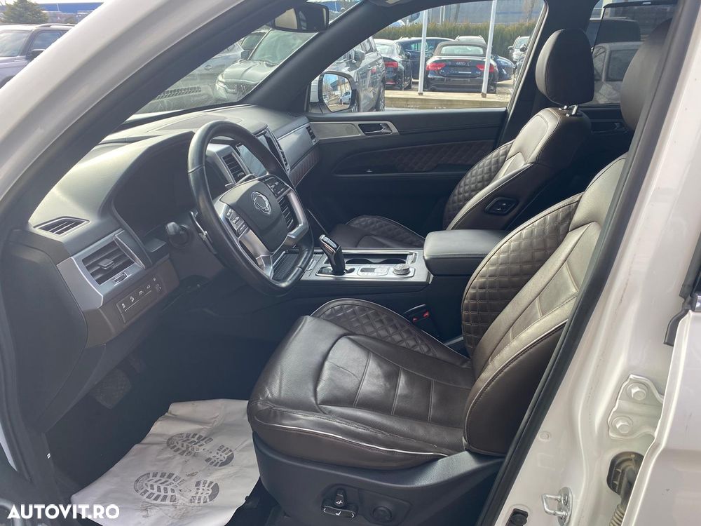SsangYong REXTON G4 2.2 e-XDI 4WD Premium - 38