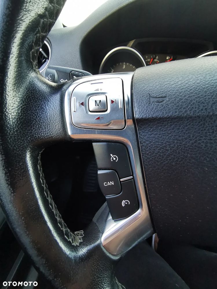 Ford Mondeo 2.0 TDCi Black Magic - 14