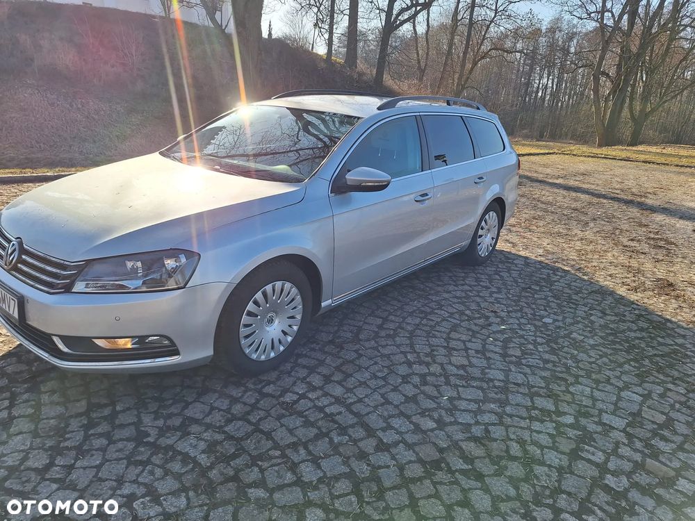 Volkswagen Passat 1.6 TDI Comfortline - 3