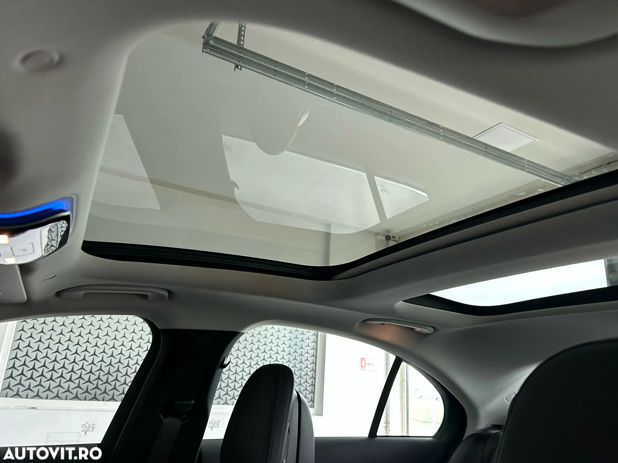 Mercedes-Benz E 220 d 9G-TRONIC Edition AVANTGARDE - 10