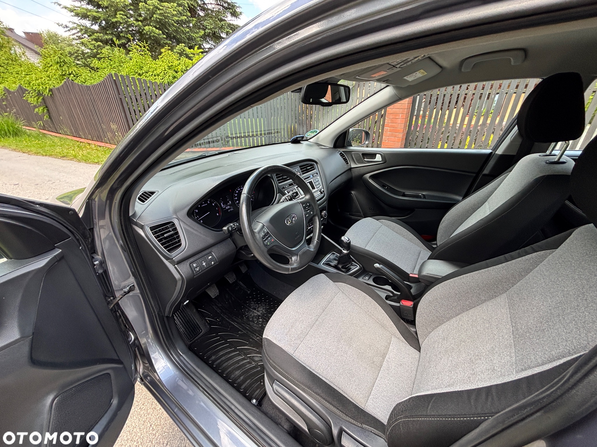 Hyundai i20 1.2 Intro Edition - 15