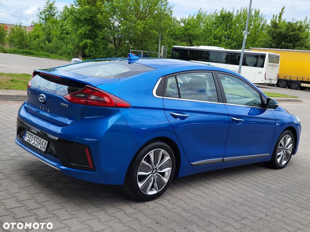 Hyundai IONIQ Hybrid Platinum - 7