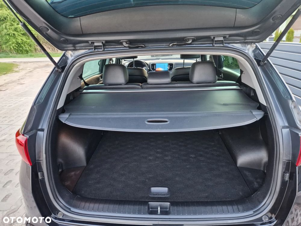 Kia Sportage 2.0 CRDI M 4WD - 13