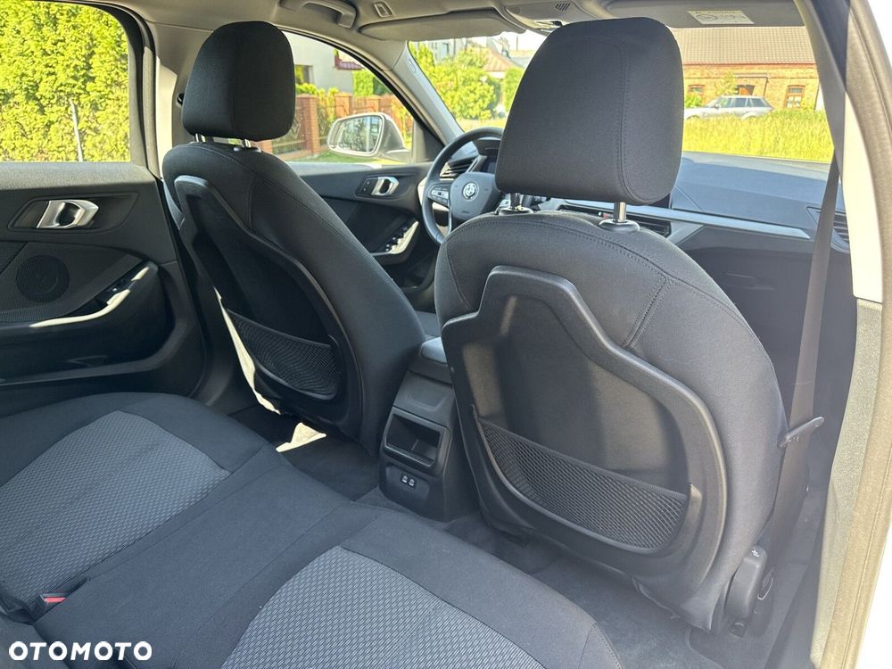 BMW Seria 1 118i Advantage - 24