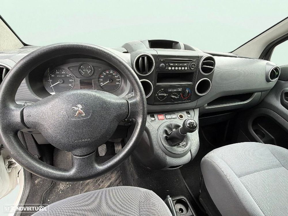 Peugeot Partner - 13
