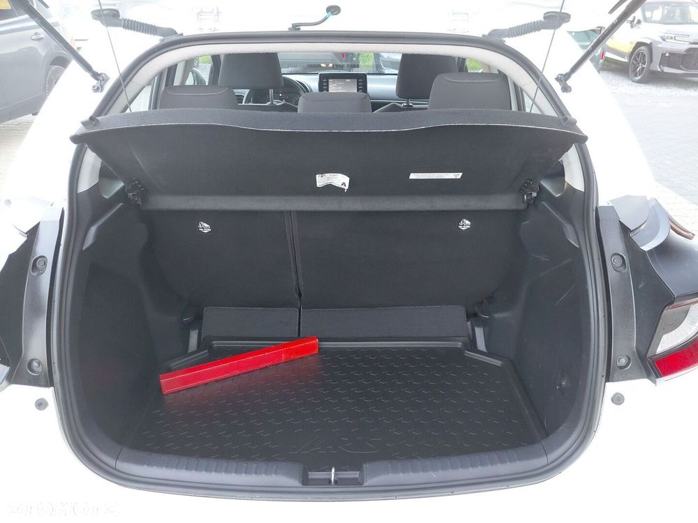 Toyota Yaris 1.5 Comfort - 13