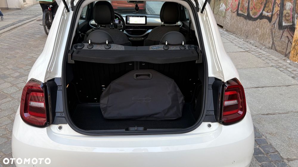 Fiat 500e La Prima - 40