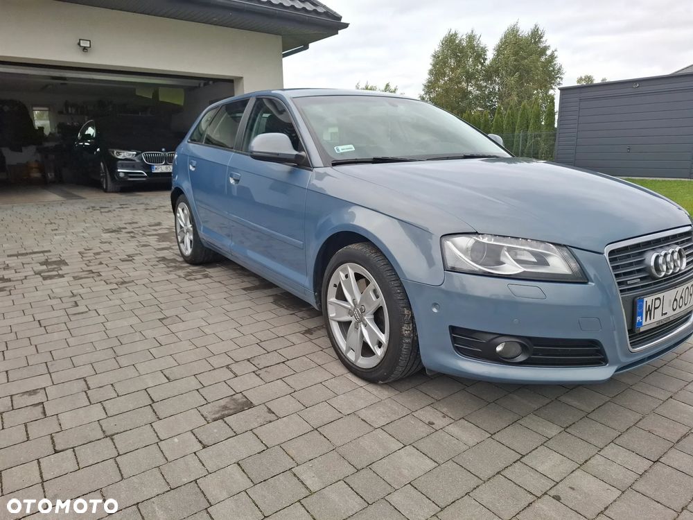 Audi A3 Sportback 2.0 TDI DPF quattro Ambiente - 14