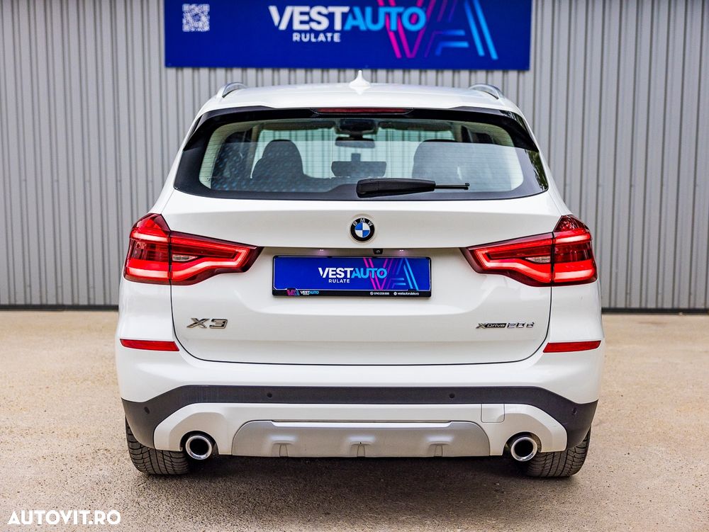 BMW X3 xDrive20d AT xLine - 23