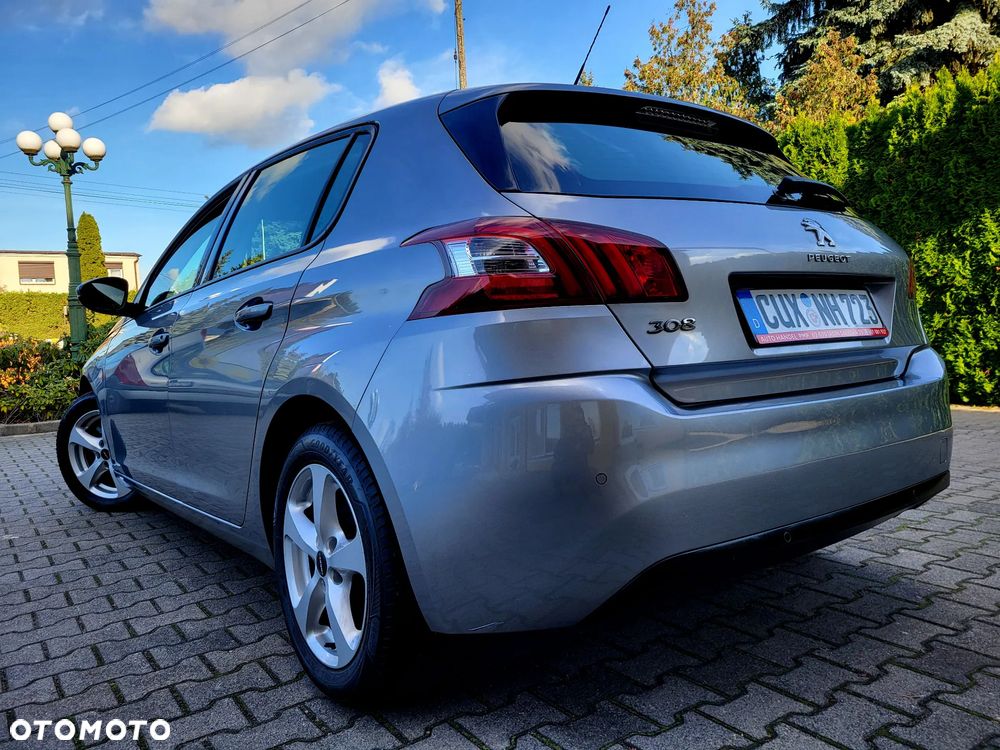 Peugeot 308 - 3
