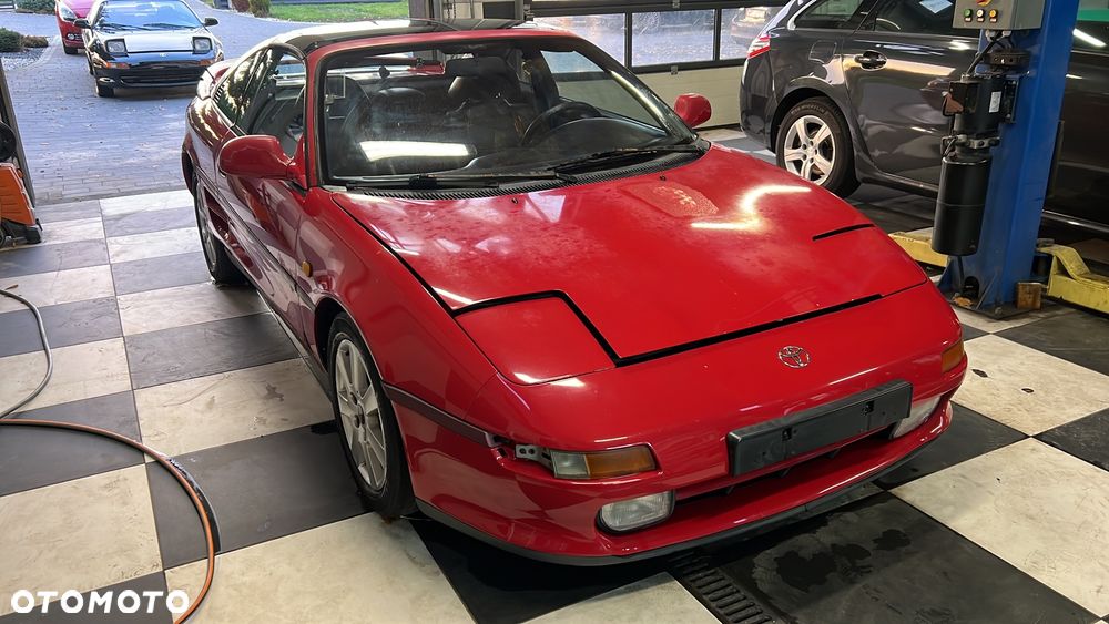 Toyota MR2 - 2