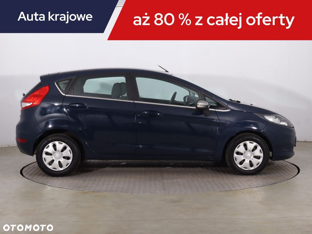 Ford Fiesta - 8