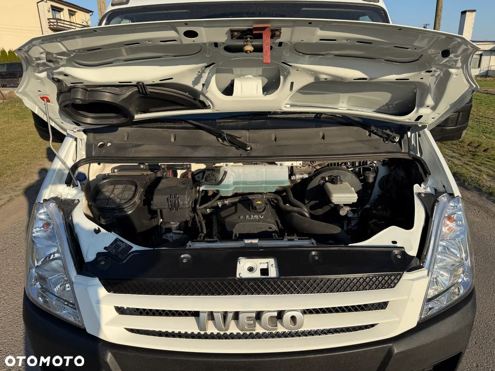 Iveco 35C13 * 2.3 / 130KM * Skrzyniowy * Rama * Rozstaw osi: 3.7m * - 18