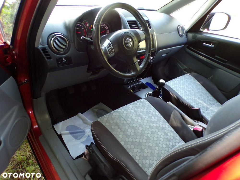 Suzuki SX4 - 27