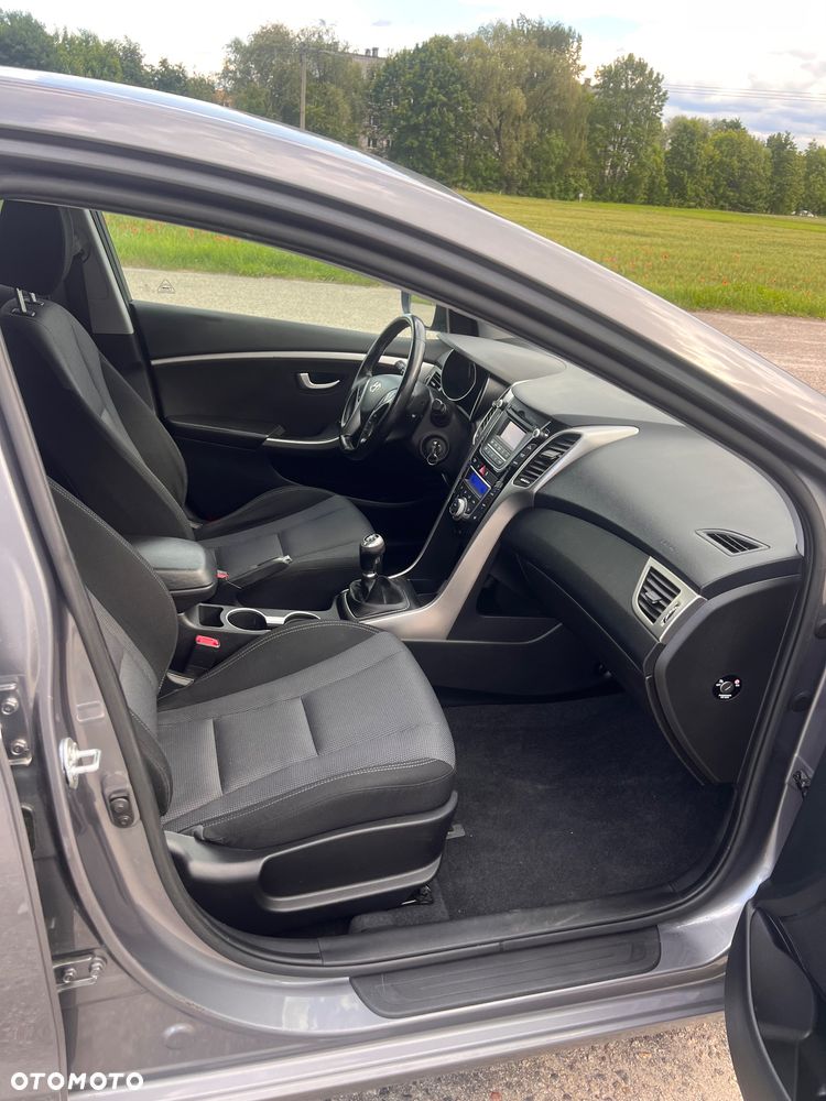 Hyundai i30 1.4 Premium - 36