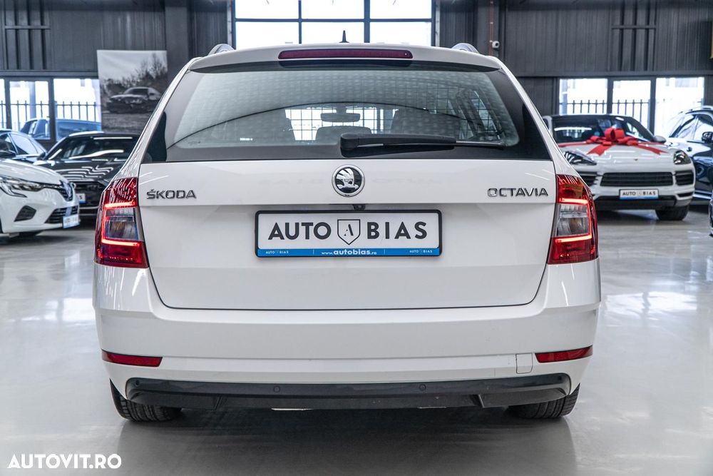 Skoda Octavia Combi 1.0 TSI DSG Style - 25