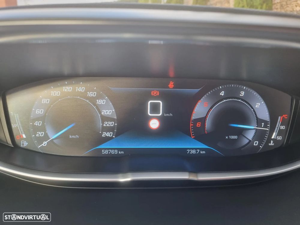 Peugeot 3008 1.5 BlueHDi Allure - 12