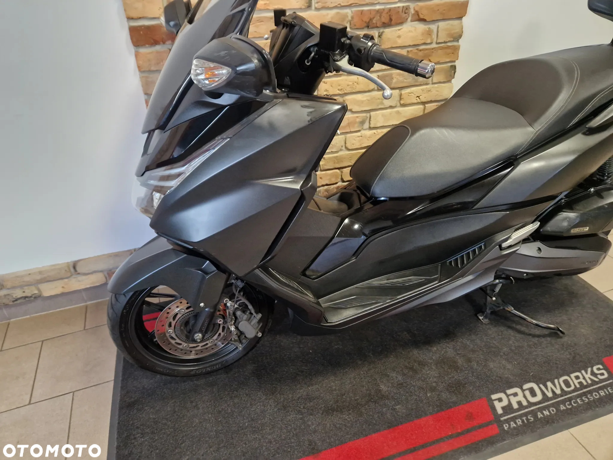 Honda NSS - 17