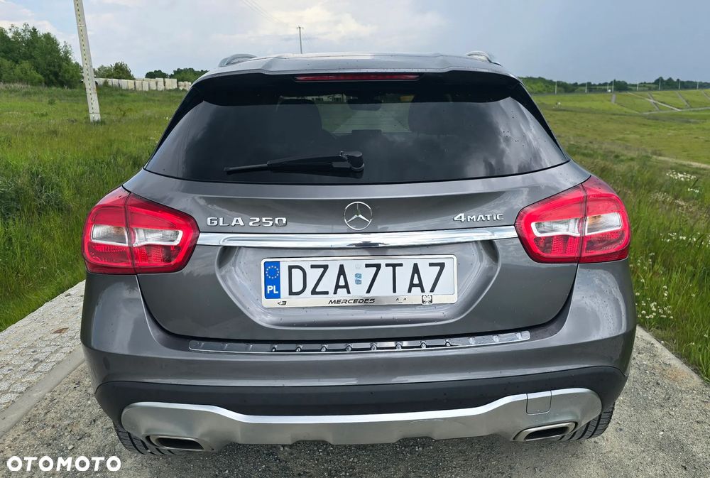Mercedes-Benz GLA 250 4Matic 7G-DCT SCORE - 5