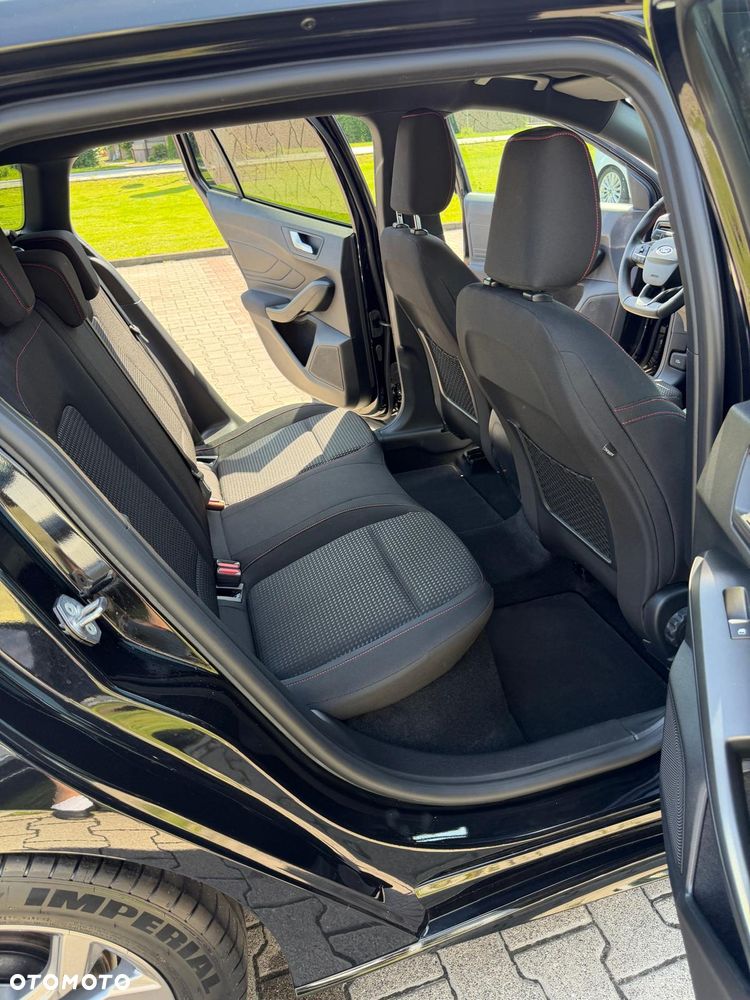 Ford Focus 1.0 EcoBoost mHEV ST-Line - 19