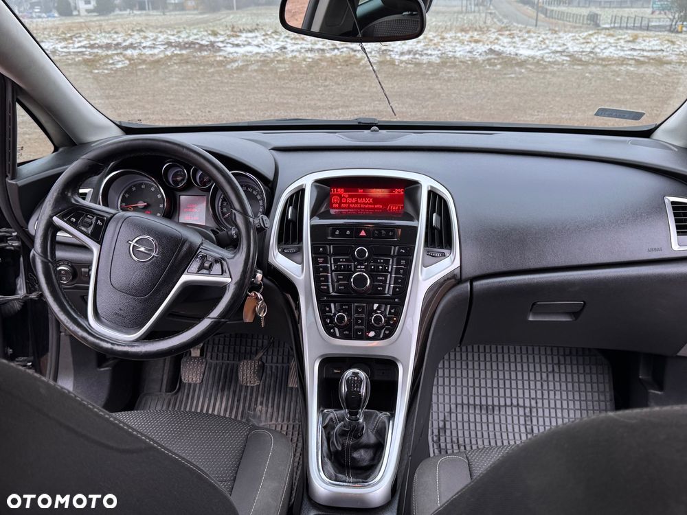 Opel Astra 1.4 T Cosmo - 7