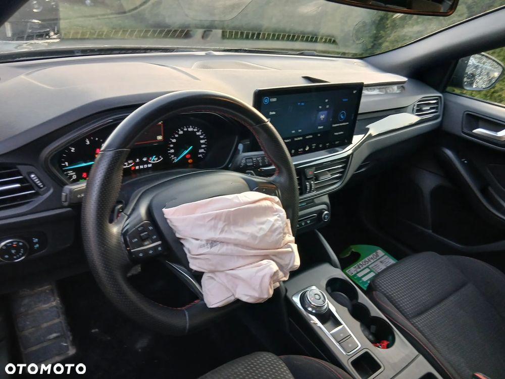 Ford Focus 1.5 EcoBlue Start-Stopp-System ST-LINE - 5