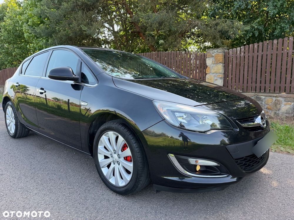 Opel Astra 1.4 Turbo 150 Jahre - 1