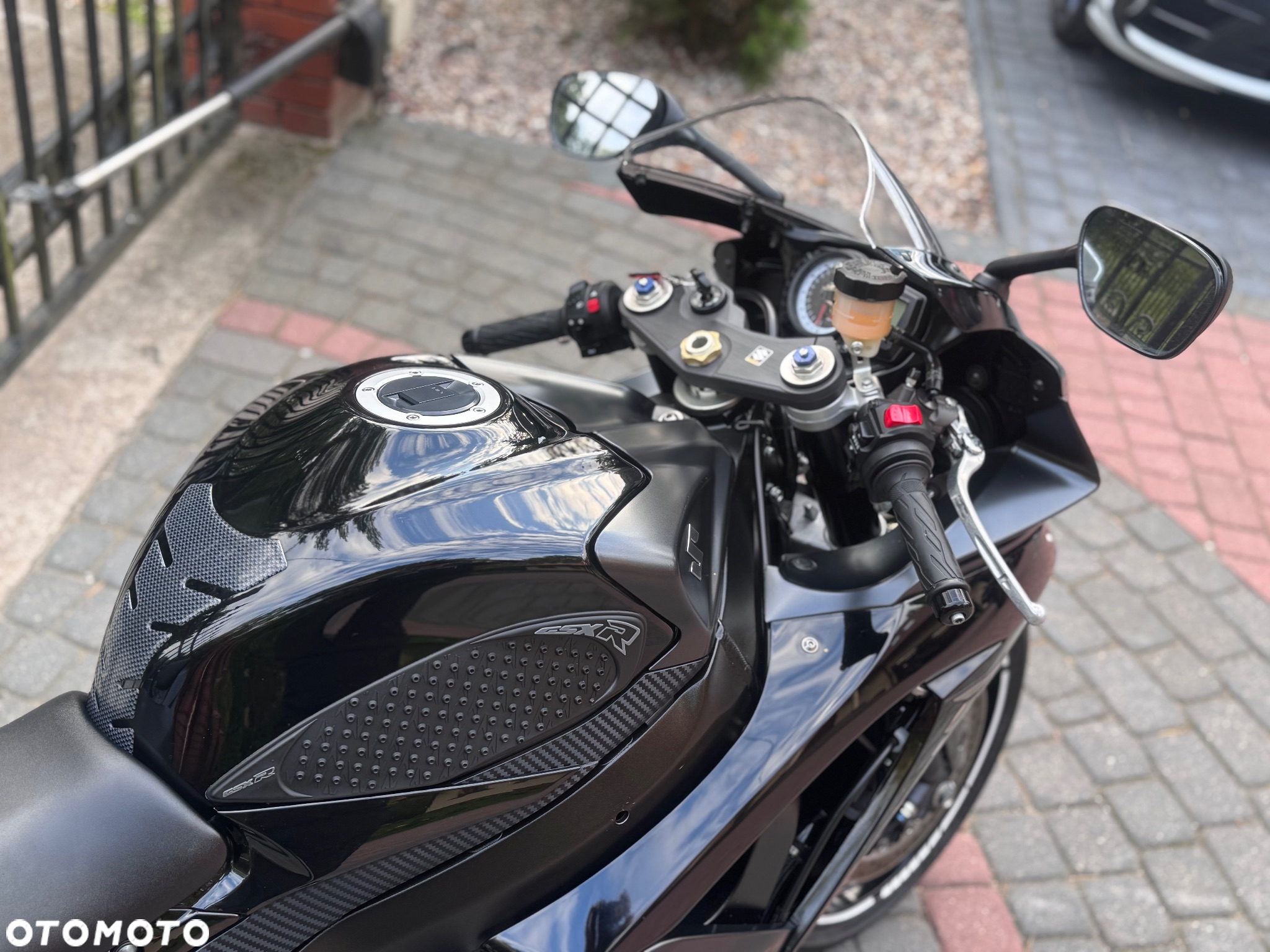 Suzuki GSX-R - 14