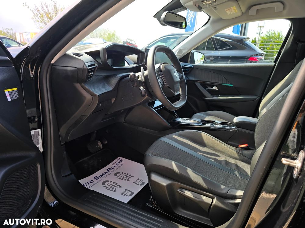 Peugeot 2008 1.5 BlueHDI EAT8 STT Allure Pack - 16