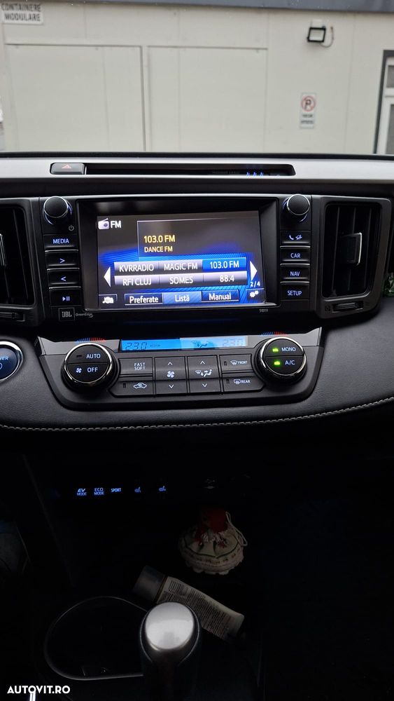 Toyota RAV4 2.5 4x4 Hybrid Edition S+ - 11