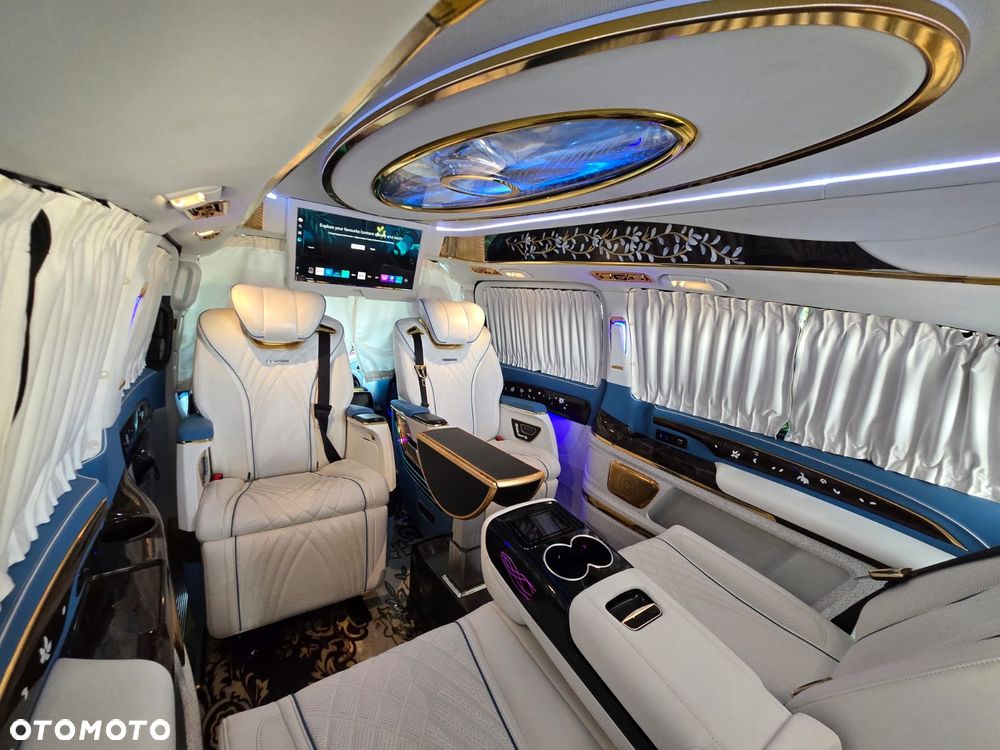 Mercedes-Benz Klasa V 300 extralang 9G-TRONIC Special Edition Avantgarde - 22