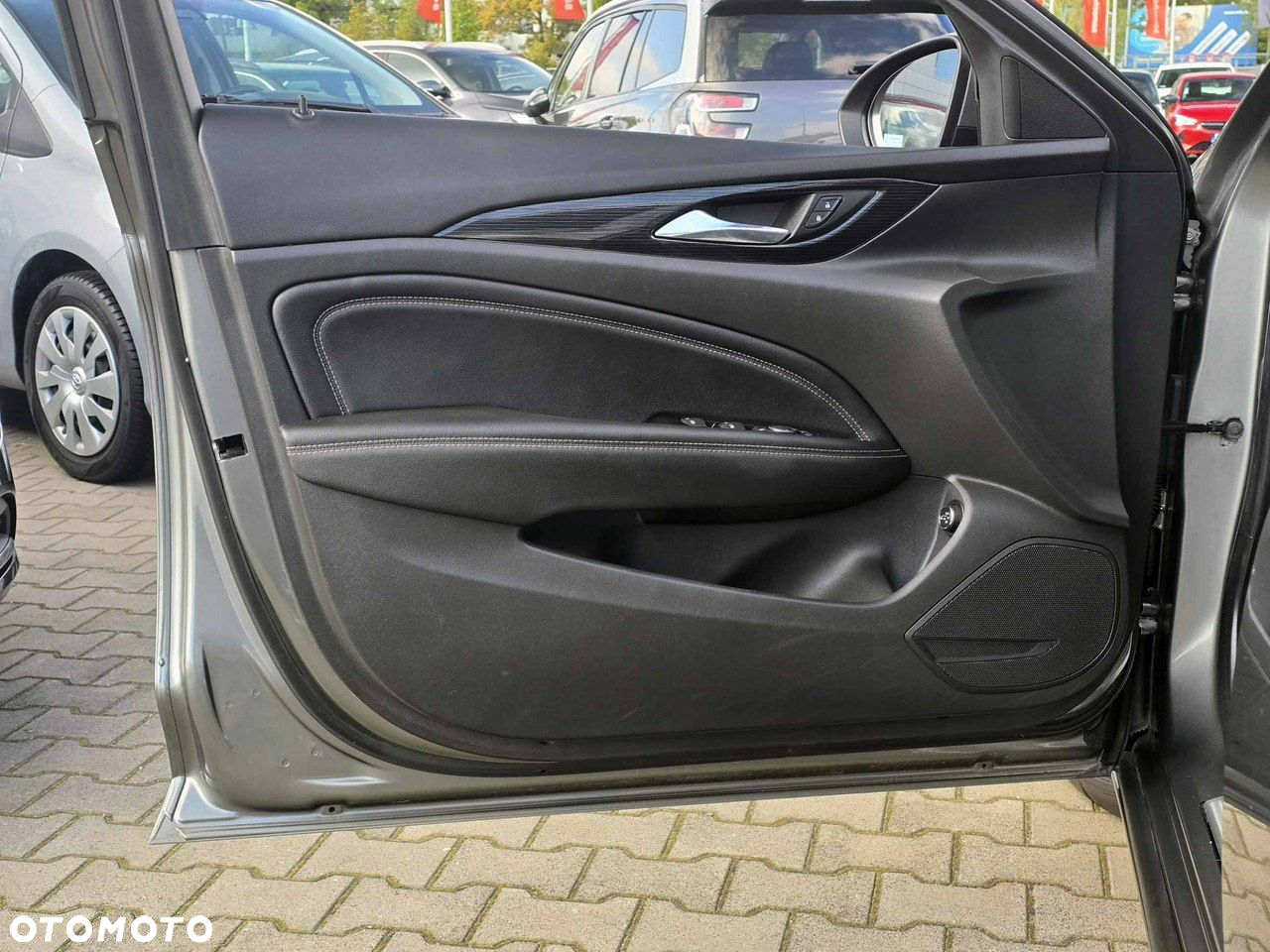 Opel Insignia - 13