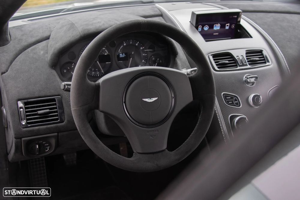 Aston Martin Vantage Coupe GT8 - 53