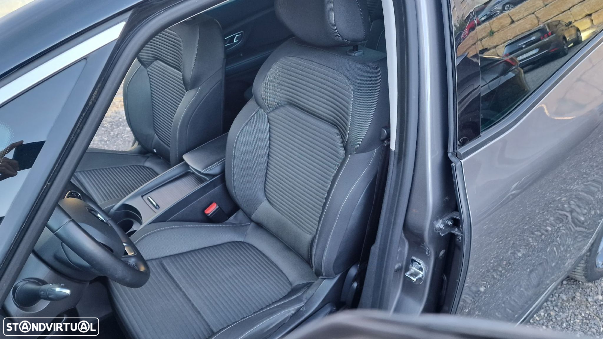 Renault Grand Scénic BLUE dCi 120 EDC LIMITED - 29