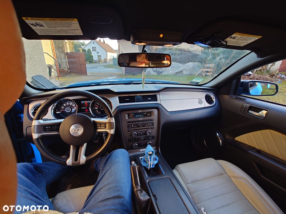 Ford Mustang - 6