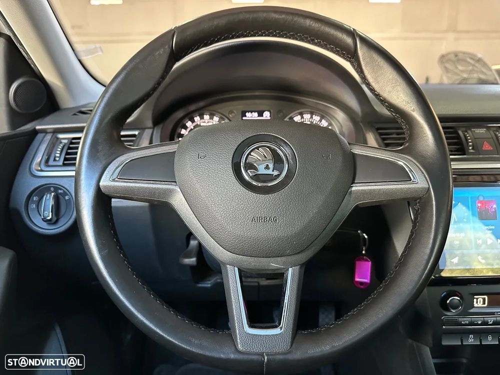 Skoda Rapid Spaceback - 4